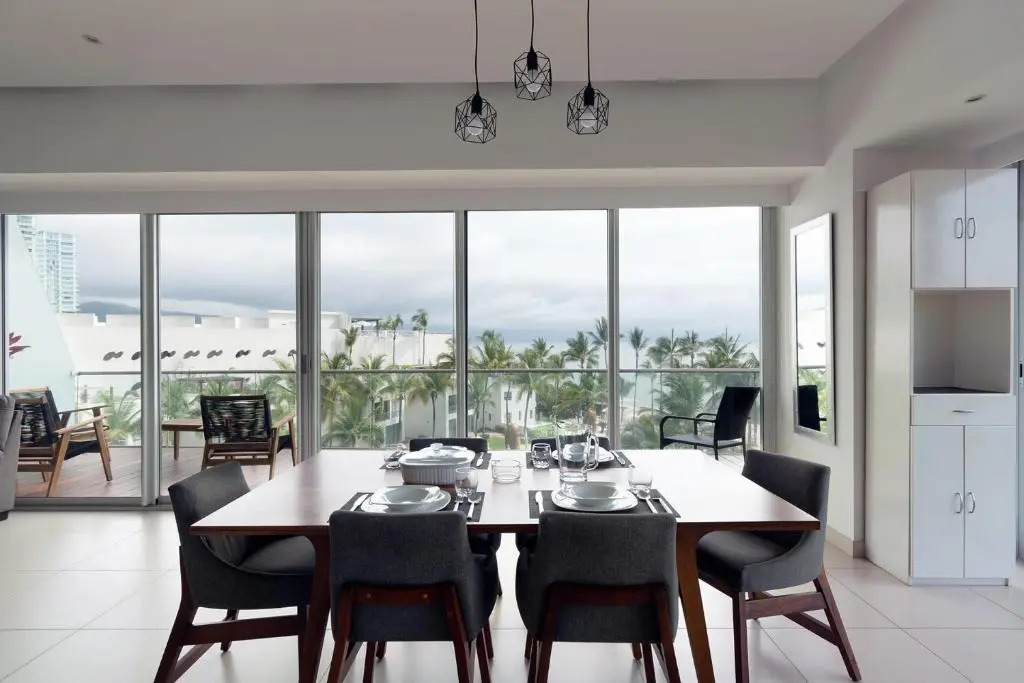 Exquisite 2BR w beach & pool in Puerto Vallarta