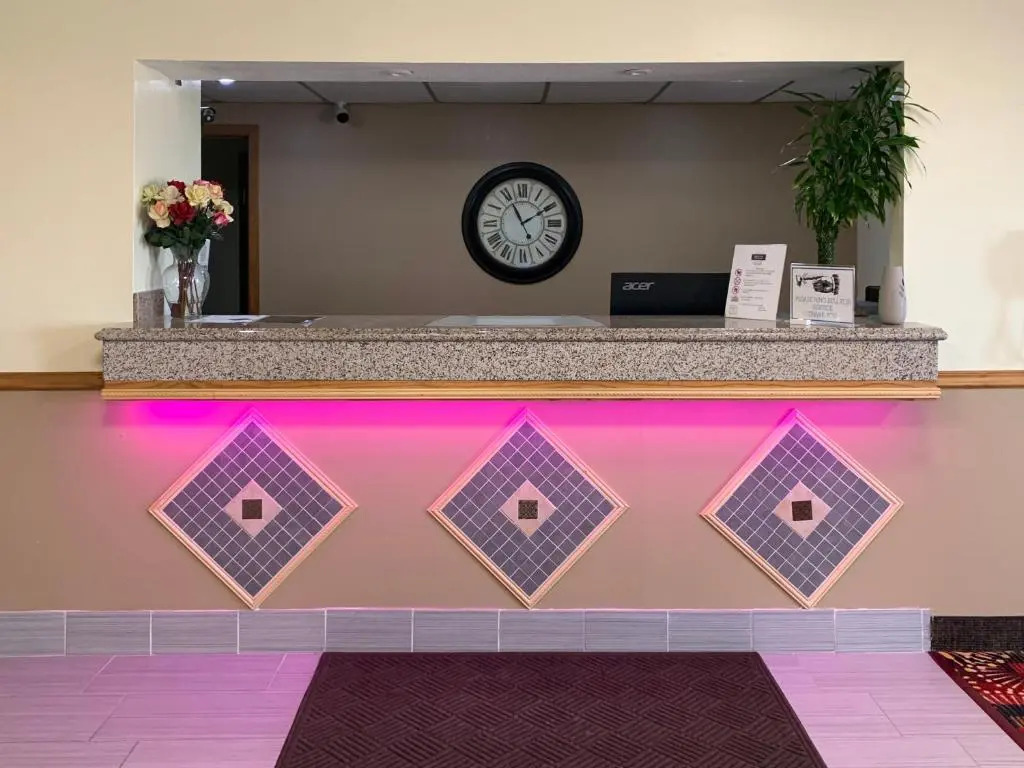 Budgetinn & Suites