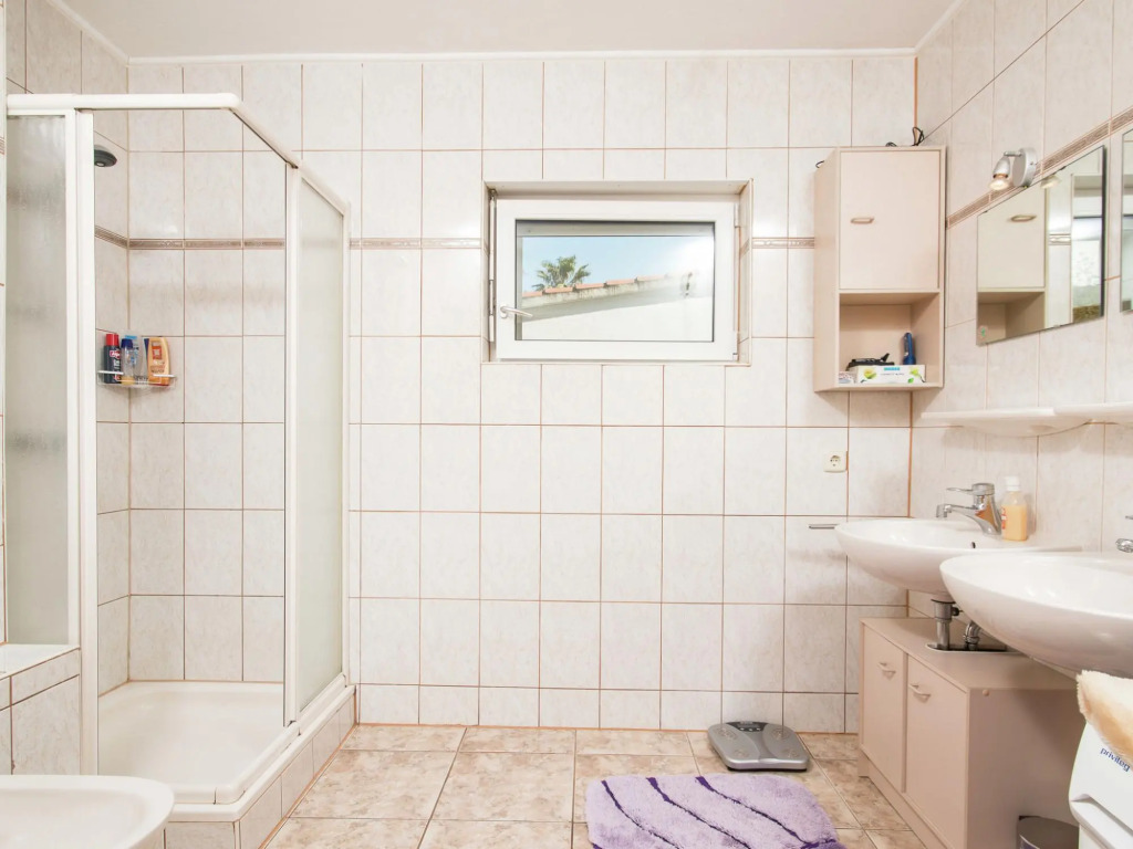 Holiday Home with private pool in Sant Pere Pescador