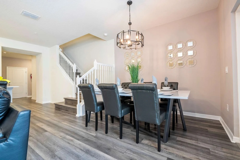 Family Friendly 5Bd Close to Disney Windsor Cay 1269