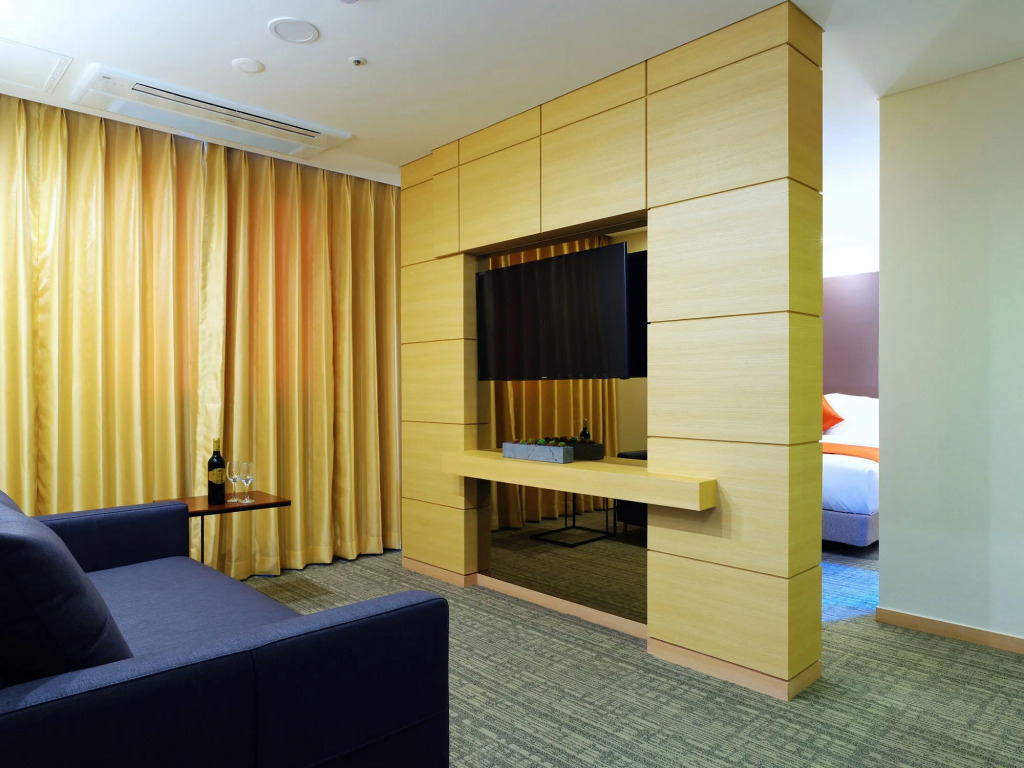 ON City Hotel