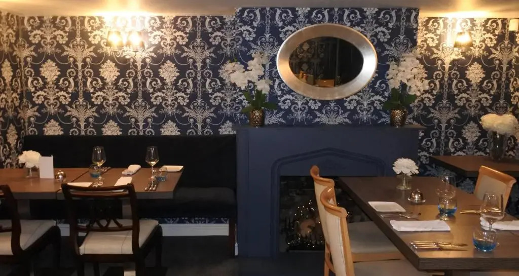 Magpies Restaurant with Rooms
