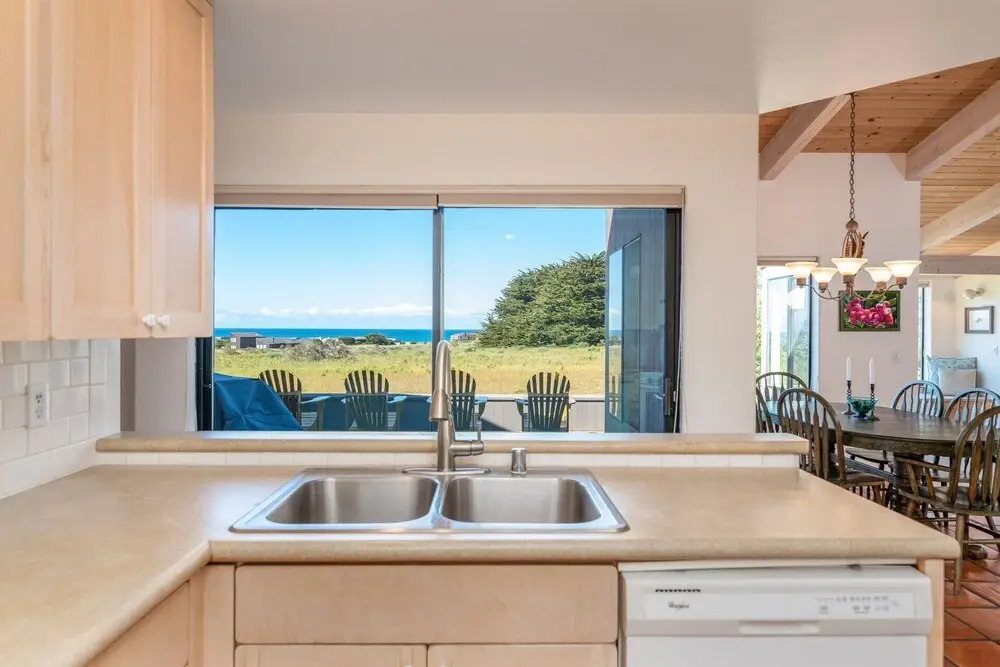 Sea Ranch Delight