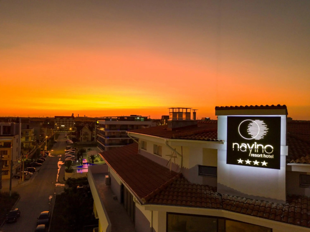 Nayino Resort Hotel