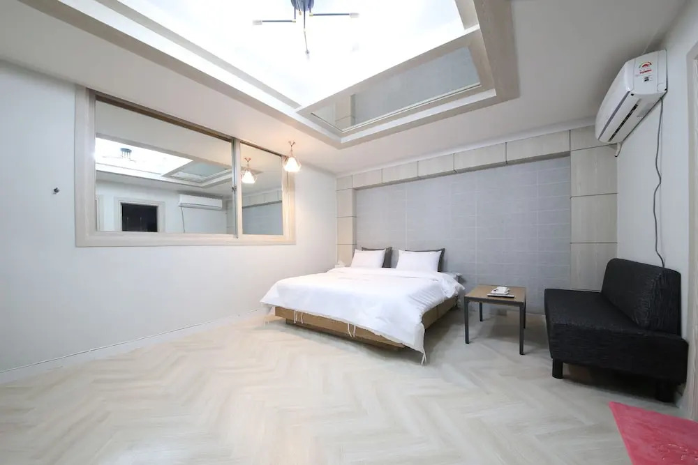 Eco Hotel