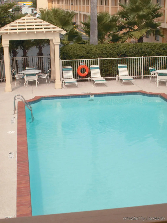 Motel 6-Beaumont, TX
