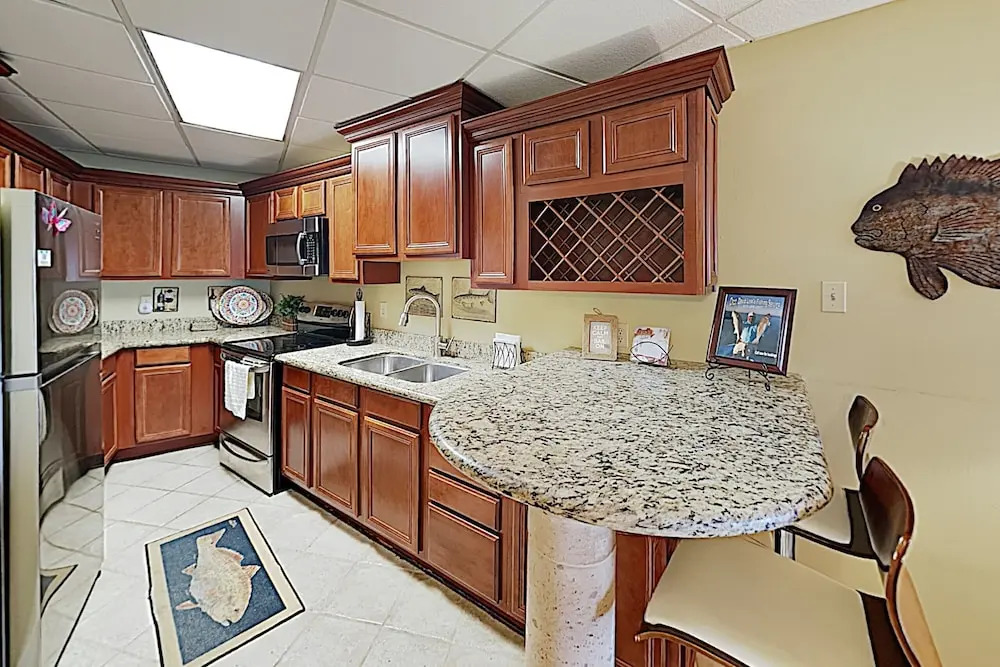 New Listing! All-suite Escape W/ Pool & Hot Tub 2 Bedroom Condo