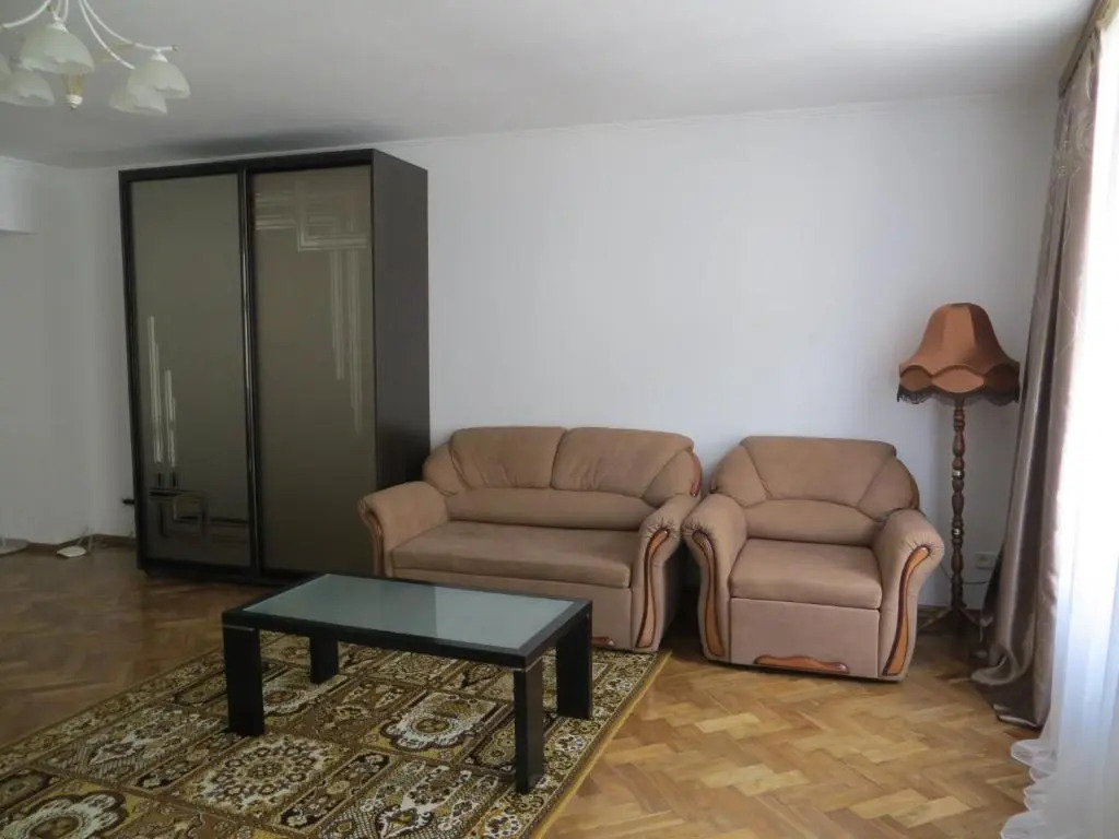 Apartment on Virmenska street 2
