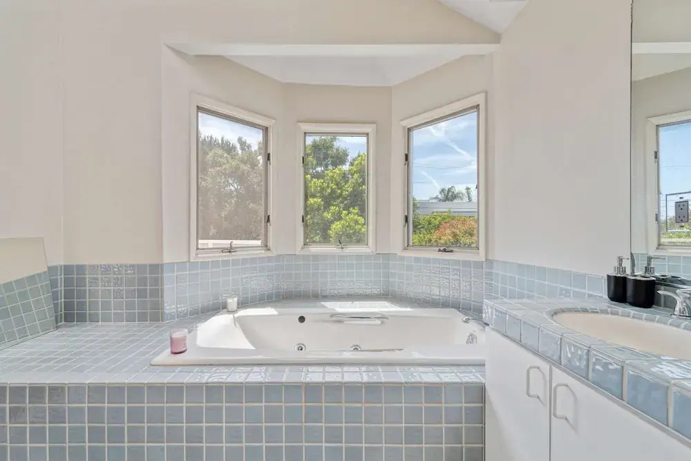 NEW - 1 Location-family-5br-yard-gym-parking