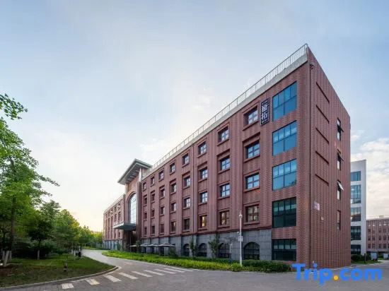Beijing South Railway StationGrear Red Gate Y.TUO Hotel