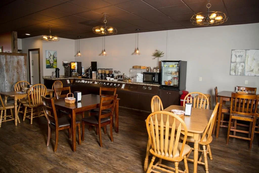 Lark Inn