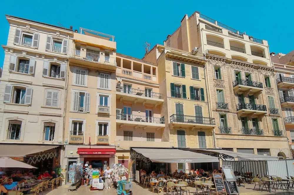 2 Chambres- Balcon- F lix Faure-forville A2b023