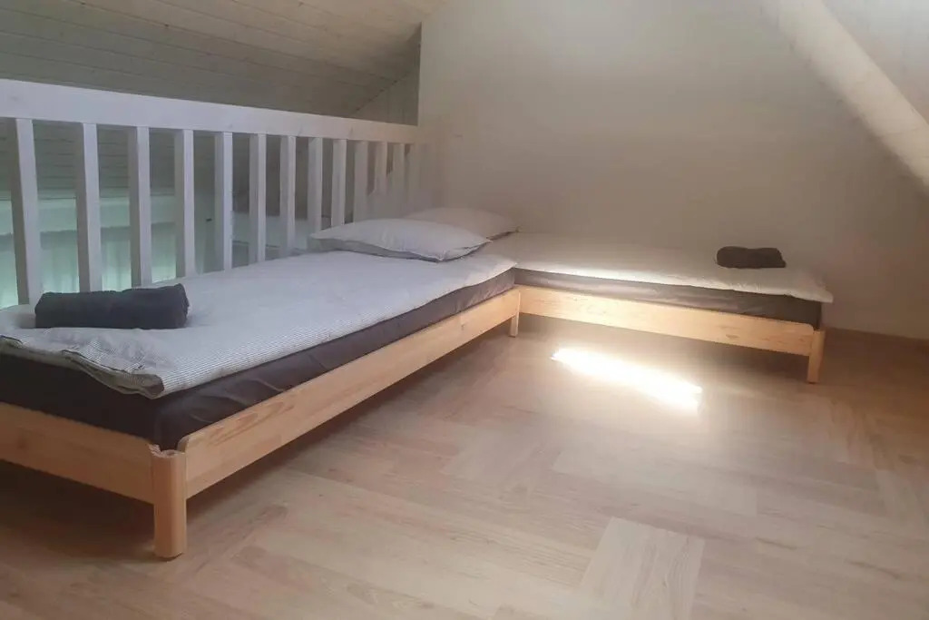 2.5 kambarių butas per du aukštus su baseinu