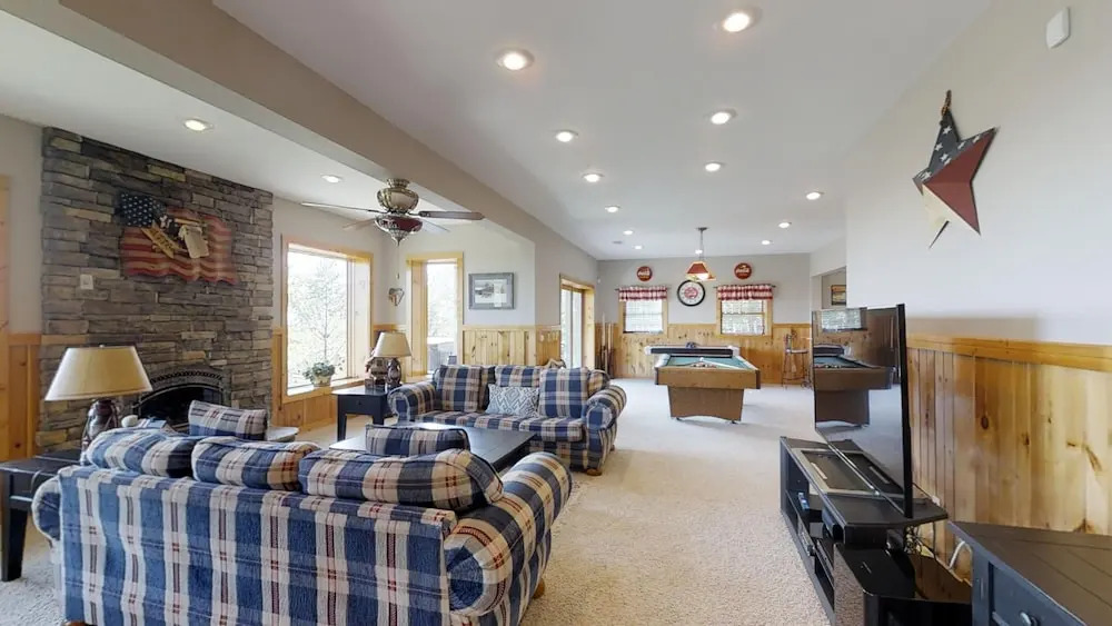 Soaring Eagle Lodge