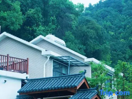 Lushan Commune