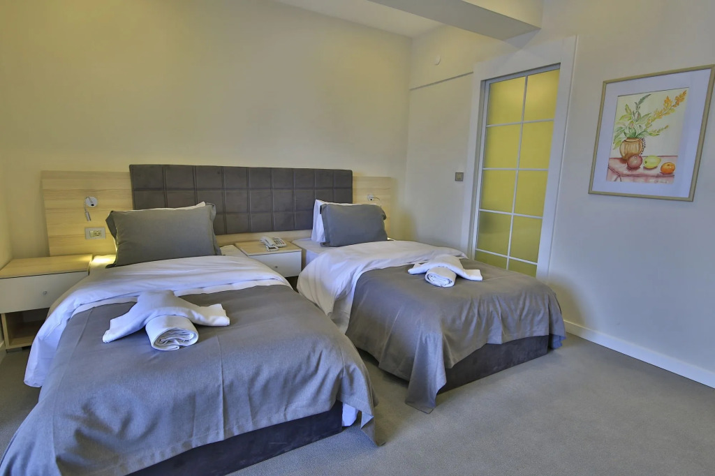 leto city hotel