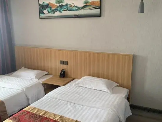 Xinyang Lakeside Boutique Hotel