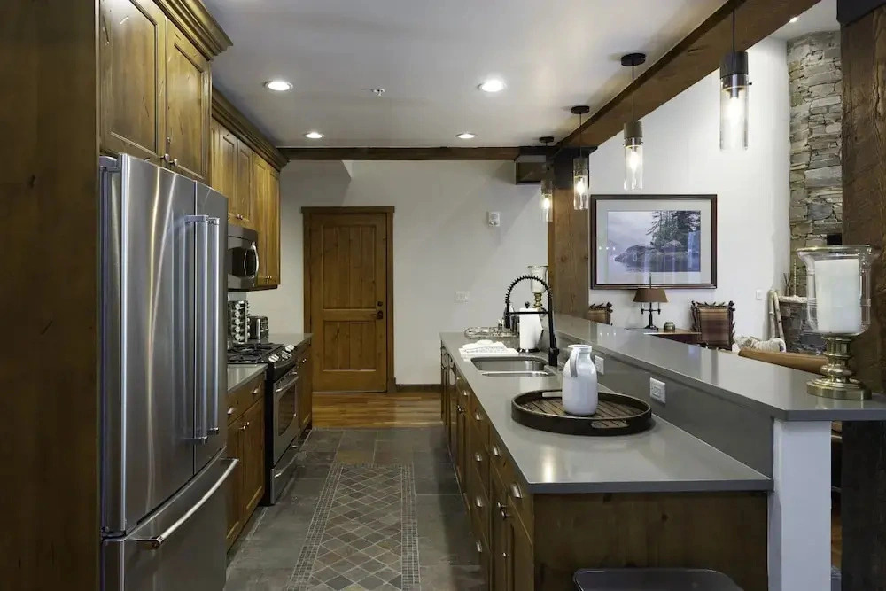 Silver Baron Lodge 3 Condo Bedroom with Spa by Deer Valley Resort