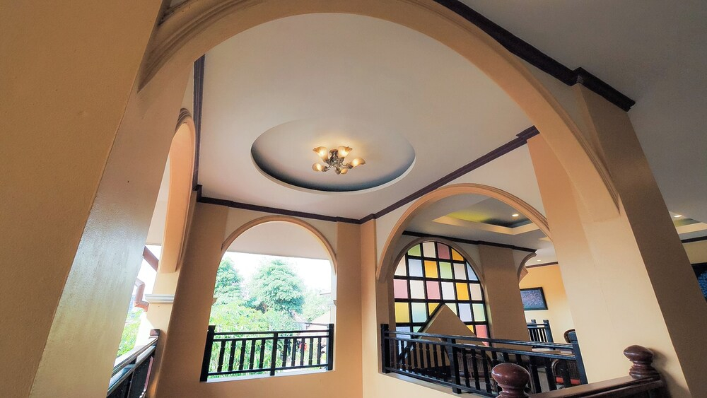 Siam Avari Hotel, Chiang Rai