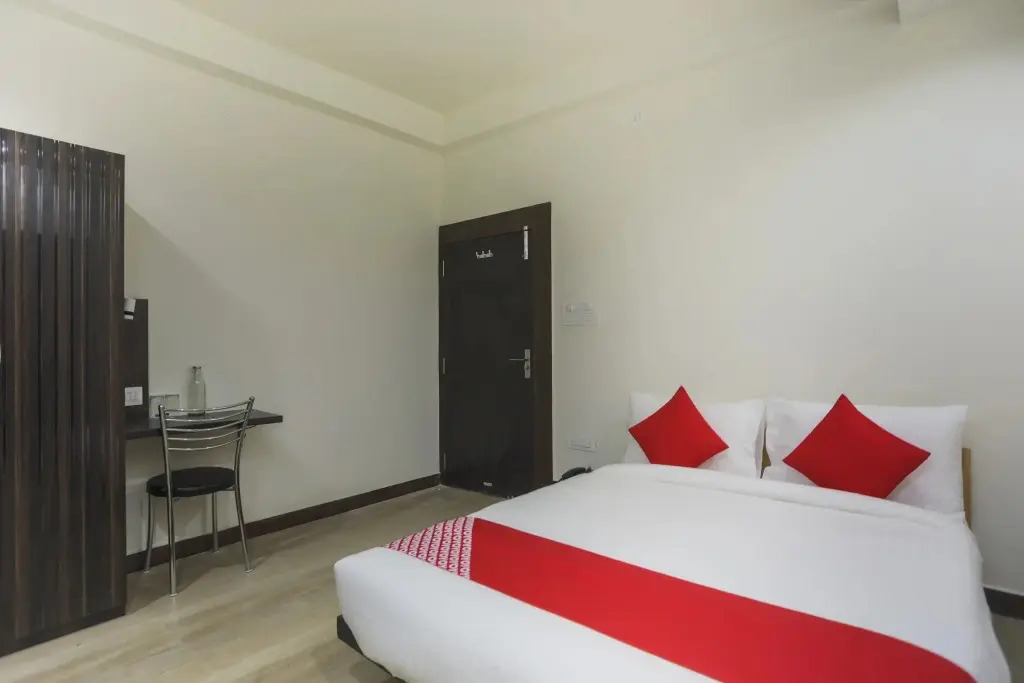 Super Hotel O Upper Bazar Formerly RR Residency