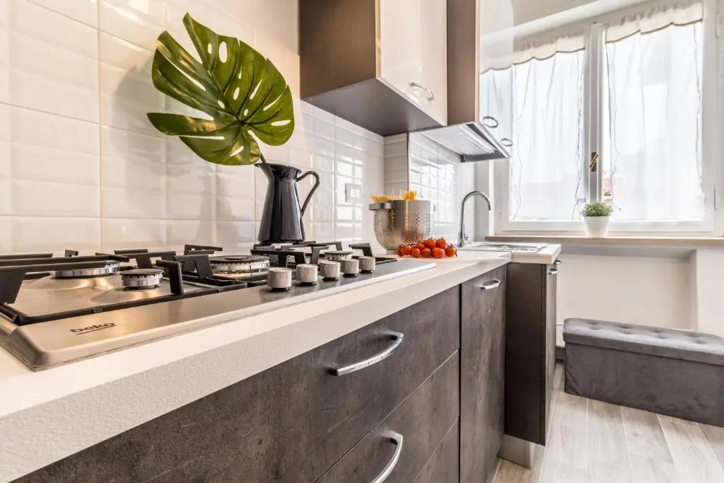JOIVY Modern 1-Bed Flat W/Balcony
