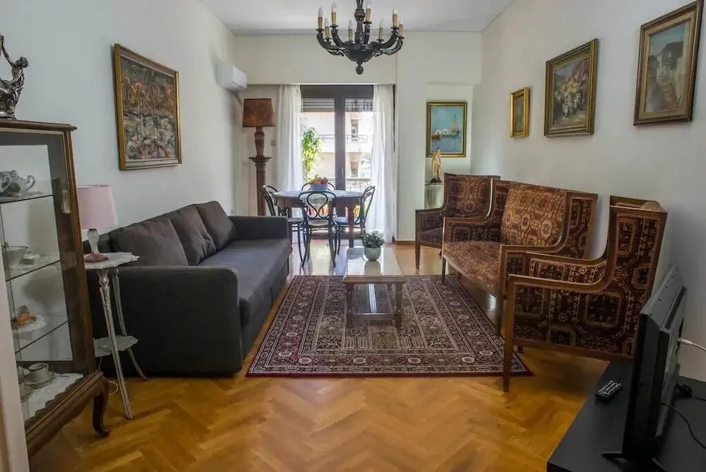 Classy and Chic 2 bedroom apartment