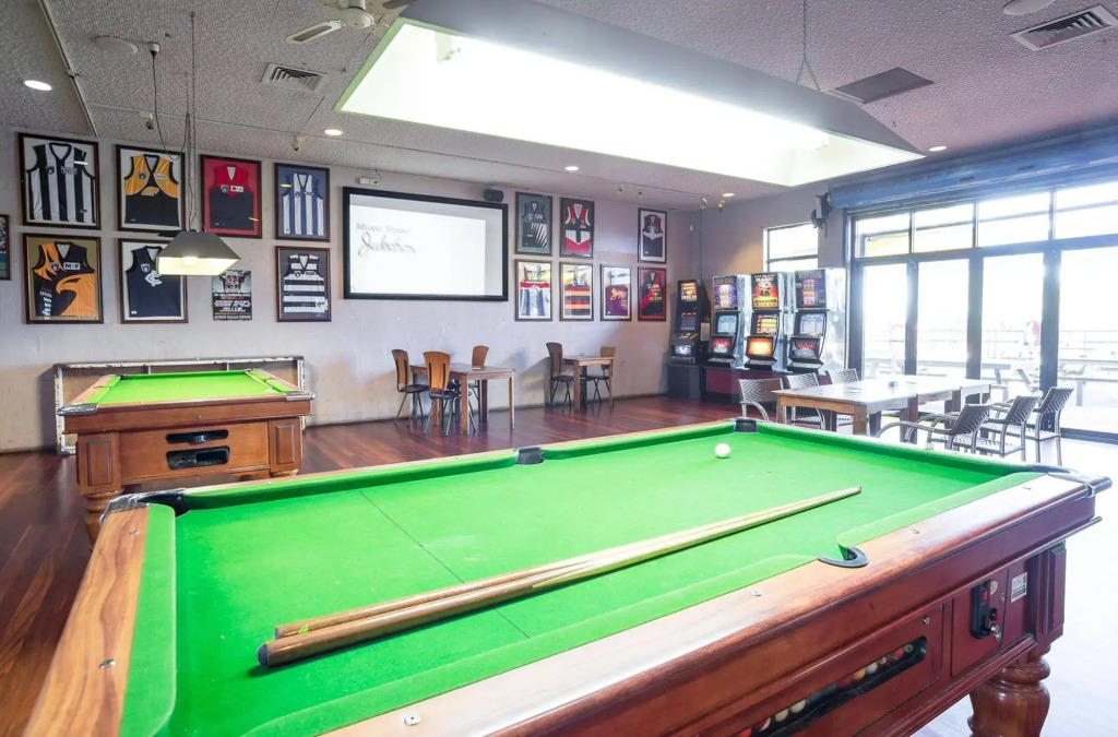 Nightcap at Wanneroo Tavern