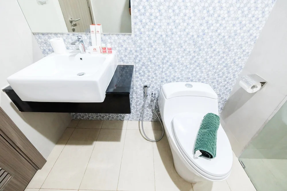 Luxurious 2BR St. Moritz Puri Apartment with Private Lift