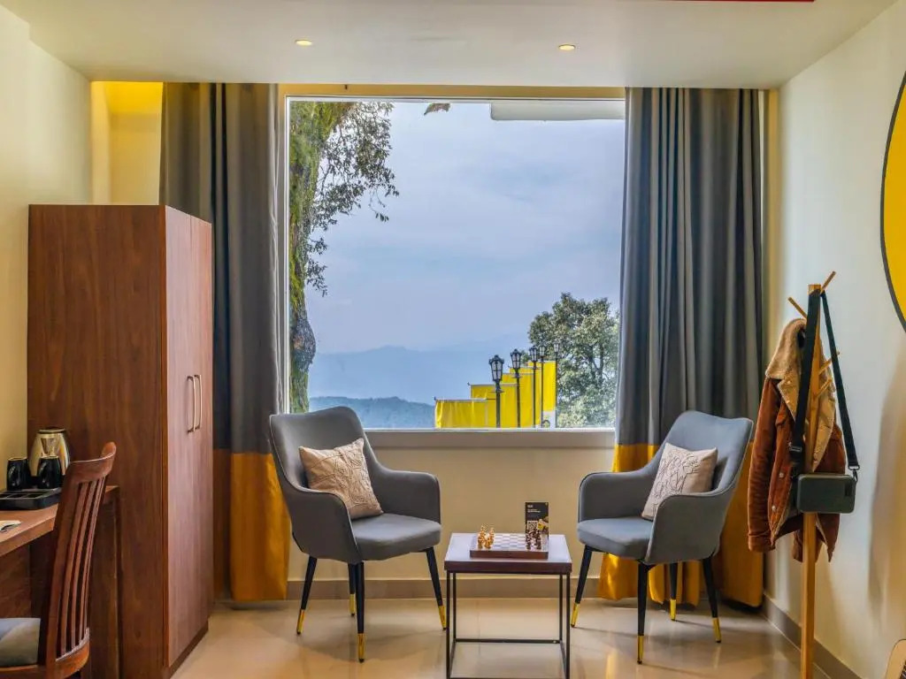 The Hosteller Dalhousie, Mall Road