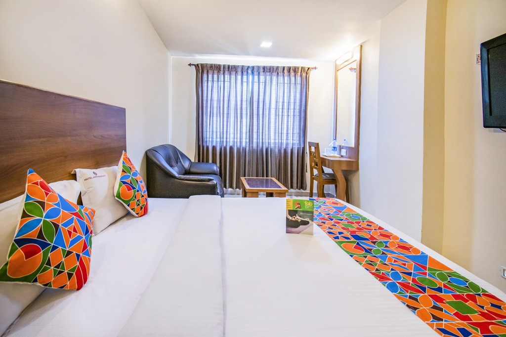 FabHotel Jansi Deluxe - Nr Gandhipuram Bus stand