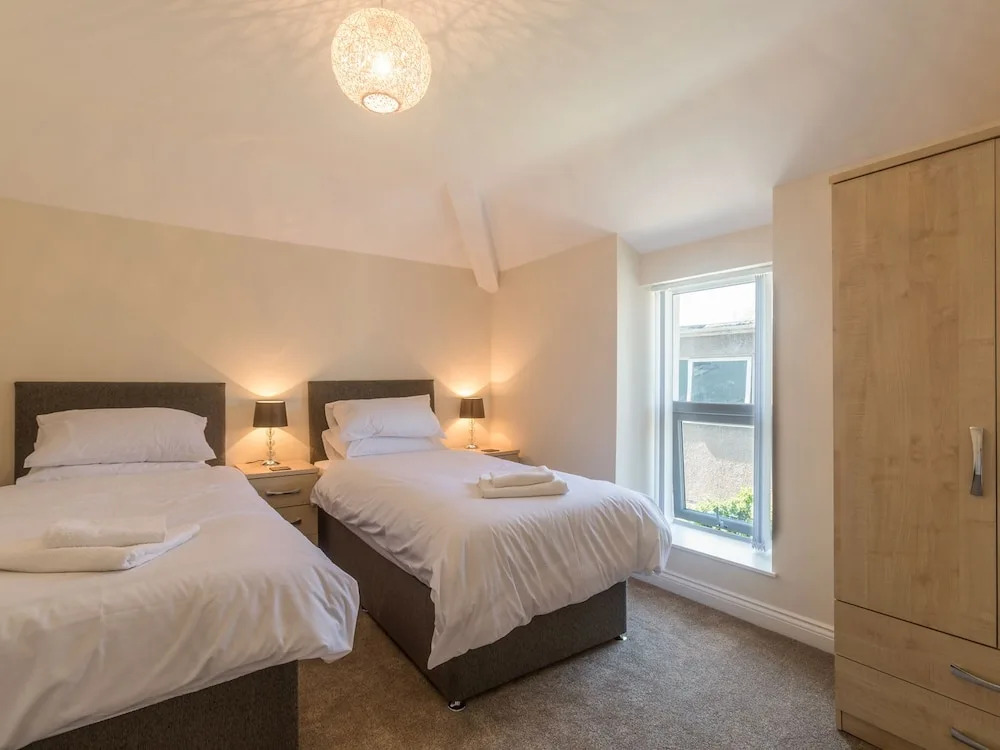 Apartment 4, 7 St Anns Apartments