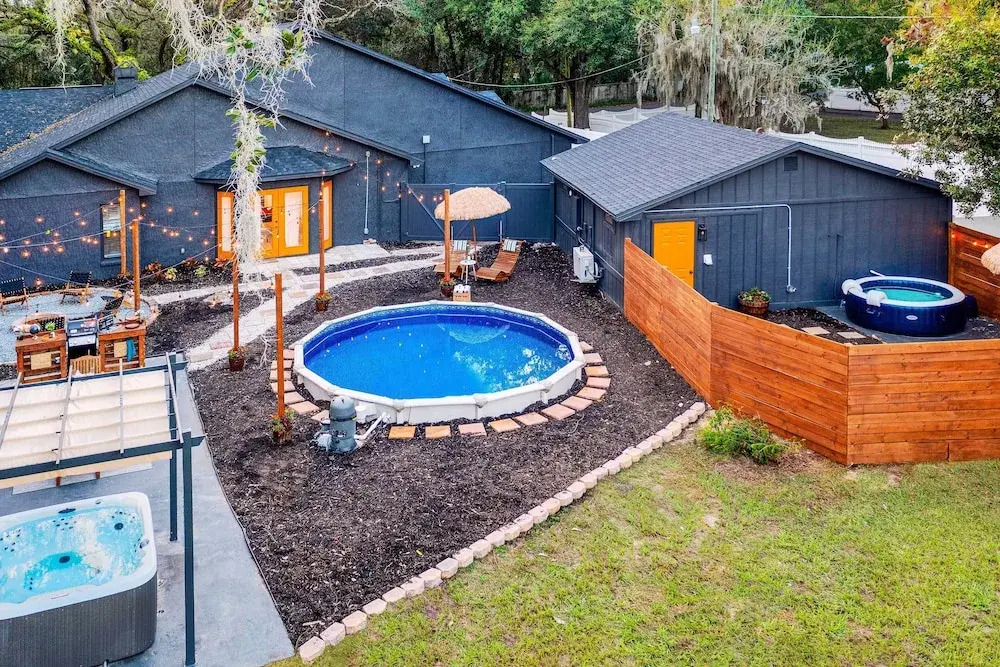 Outdoor Oasis! Group Getaway w/ Pool in Brandon
