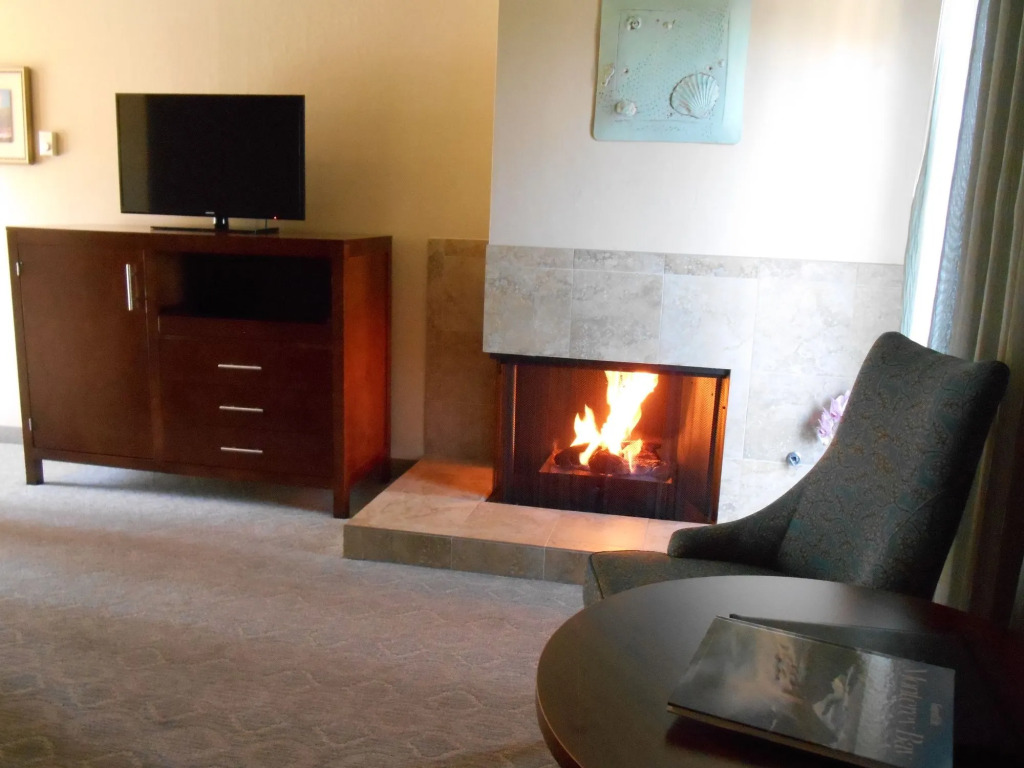 Carmel Bay View Inn