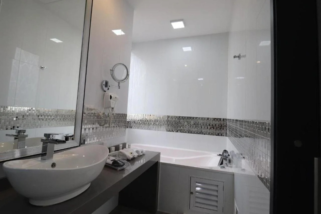 Luma Plaza Hotel