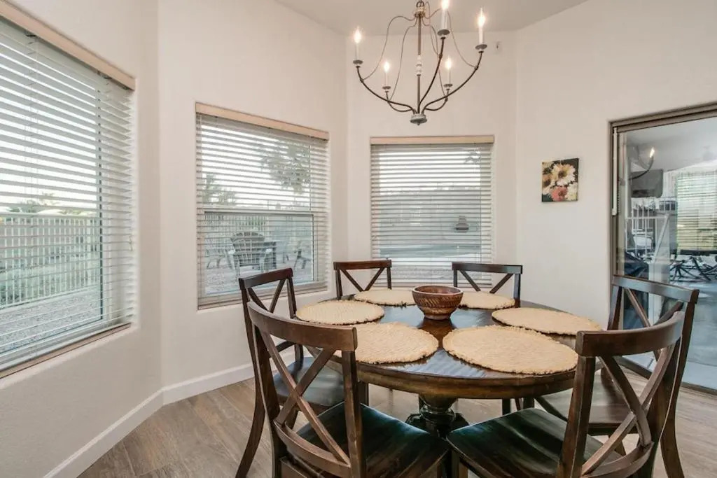 Breathtaking Views & Htd Pool in Fountain Hills!