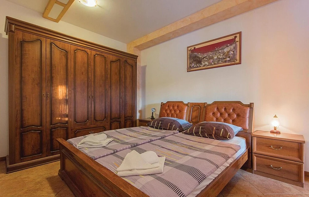 Stunning Home in Betiga With Wifi and 6 Bedrooms