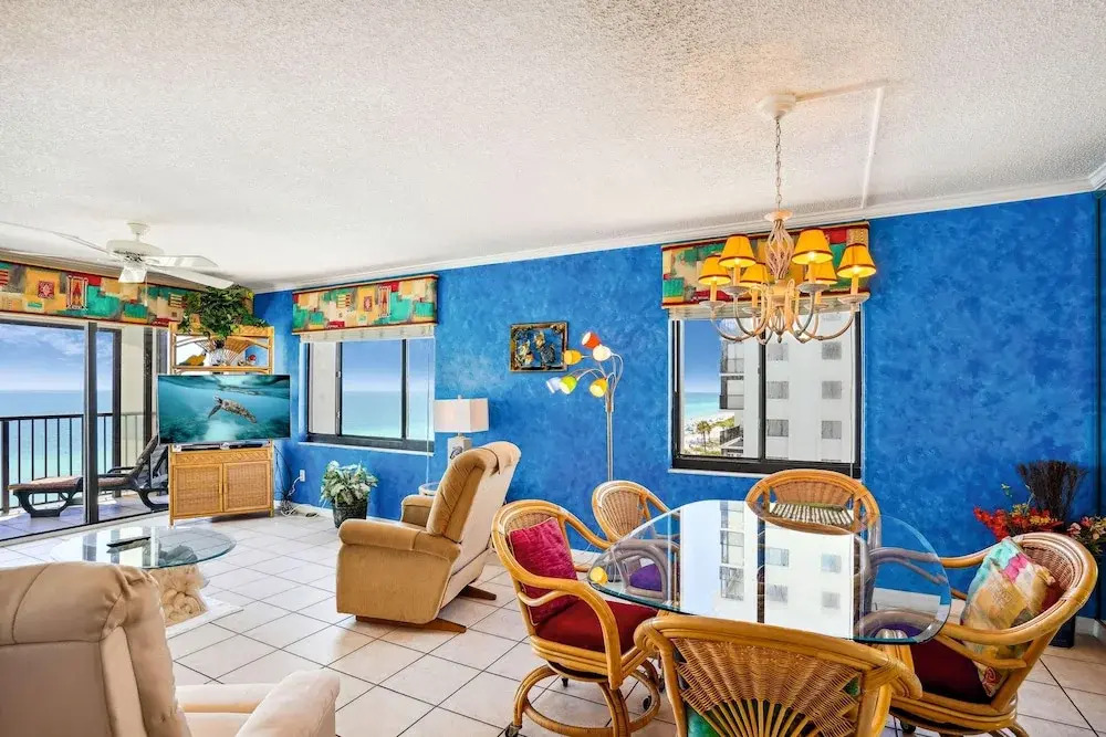 Ocean Sands 1-708