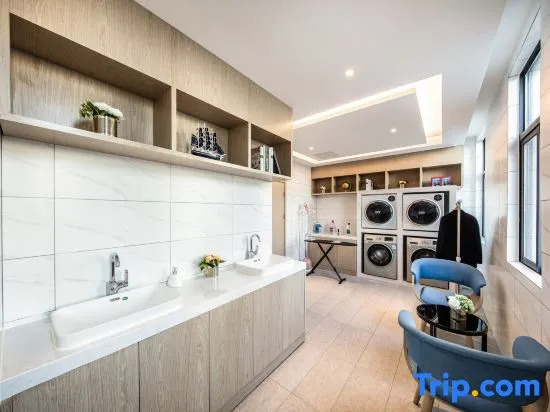 Kyriad Hotel (Shenzhen Guanlan Huawei Branch)