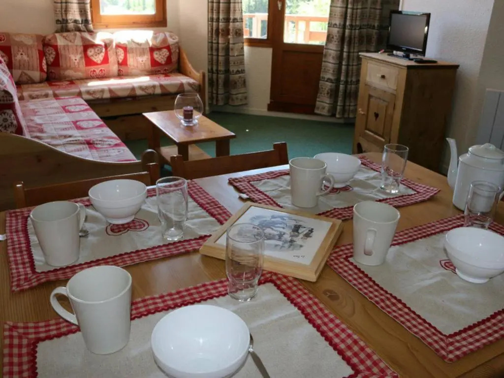 Appartement La Tania, 3 pièces, 6 personnes - FR-1-513-18