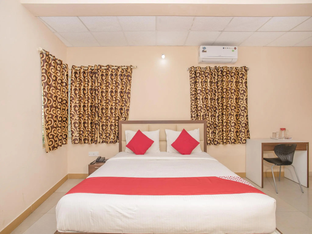 OYO 8116 Park Inn