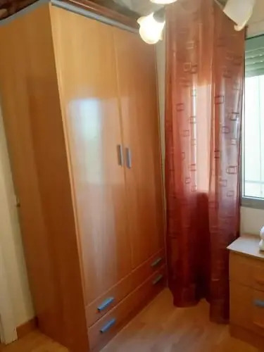 Flat 4-5pax FREE PARKING!!!