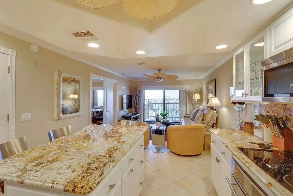 Walkable Resort Condo Retreat in Lake Havasu City