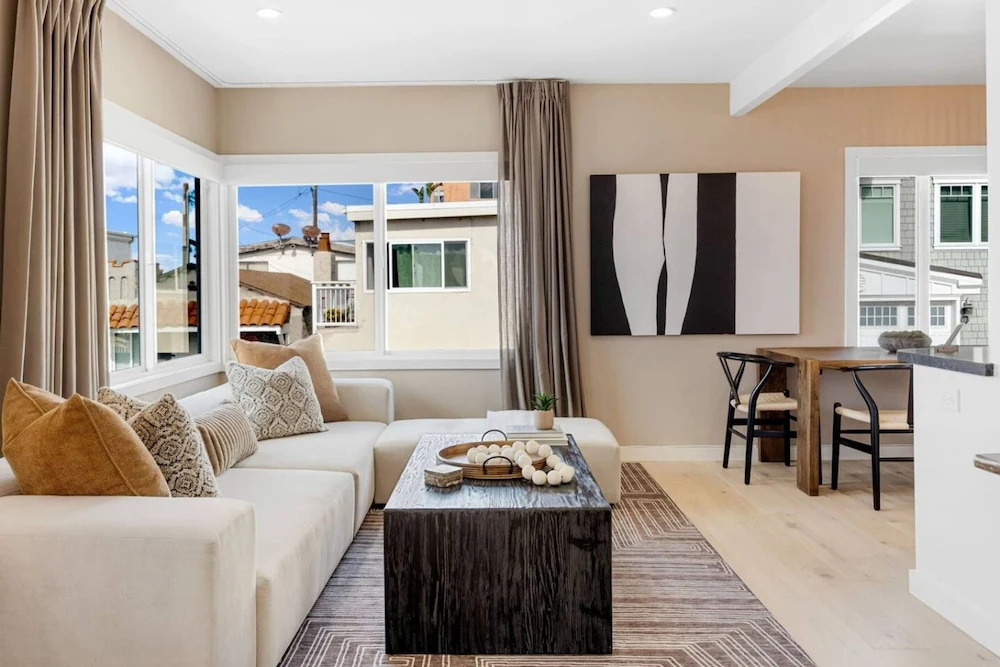 The Drift Manhattan Beach Luxury Design Steps to the Beach