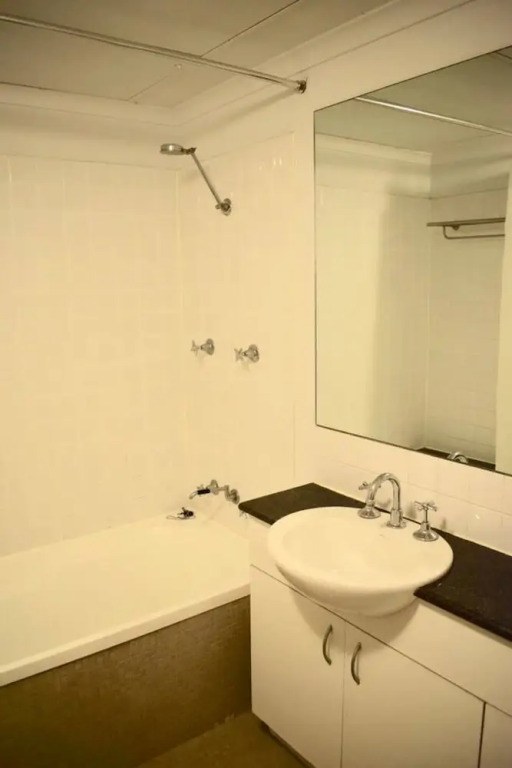 1 Bedroom Apartment in Great Location