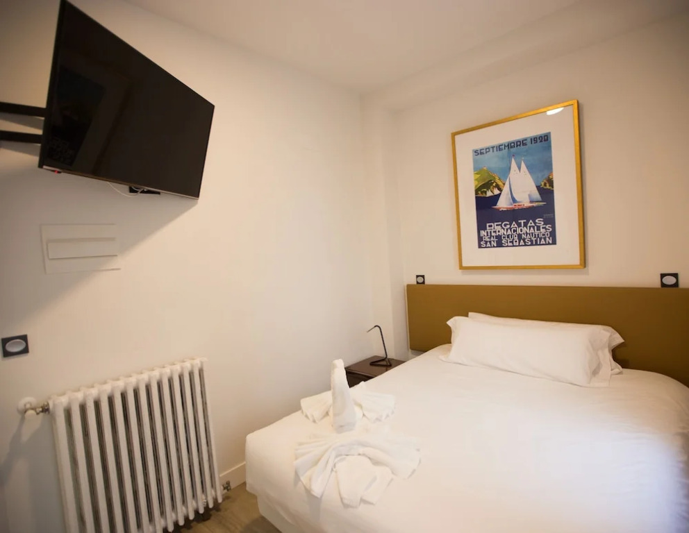 Central Roomss