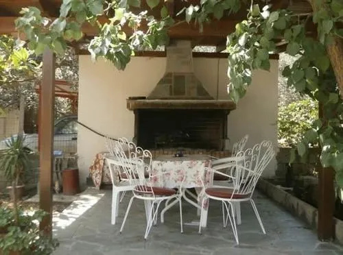 Ioannis Avrades Apartments