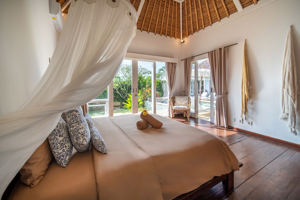 Traditional Private Villa, 3 BR, Uluwatu