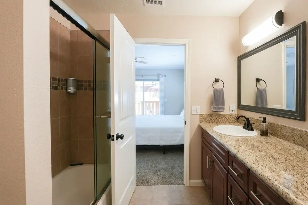 14 - Cedar Crest 3 Bedroom Home by Redawning