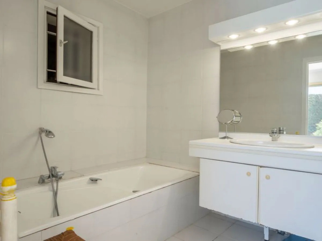 Belvedere 43085