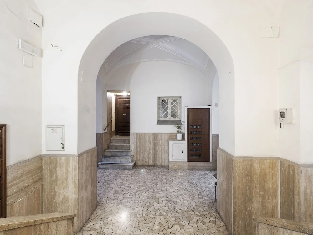 Comfy Holiday Home in Roma With Mezzanine
